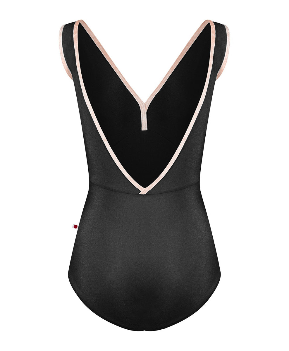 Alicia, Leotard